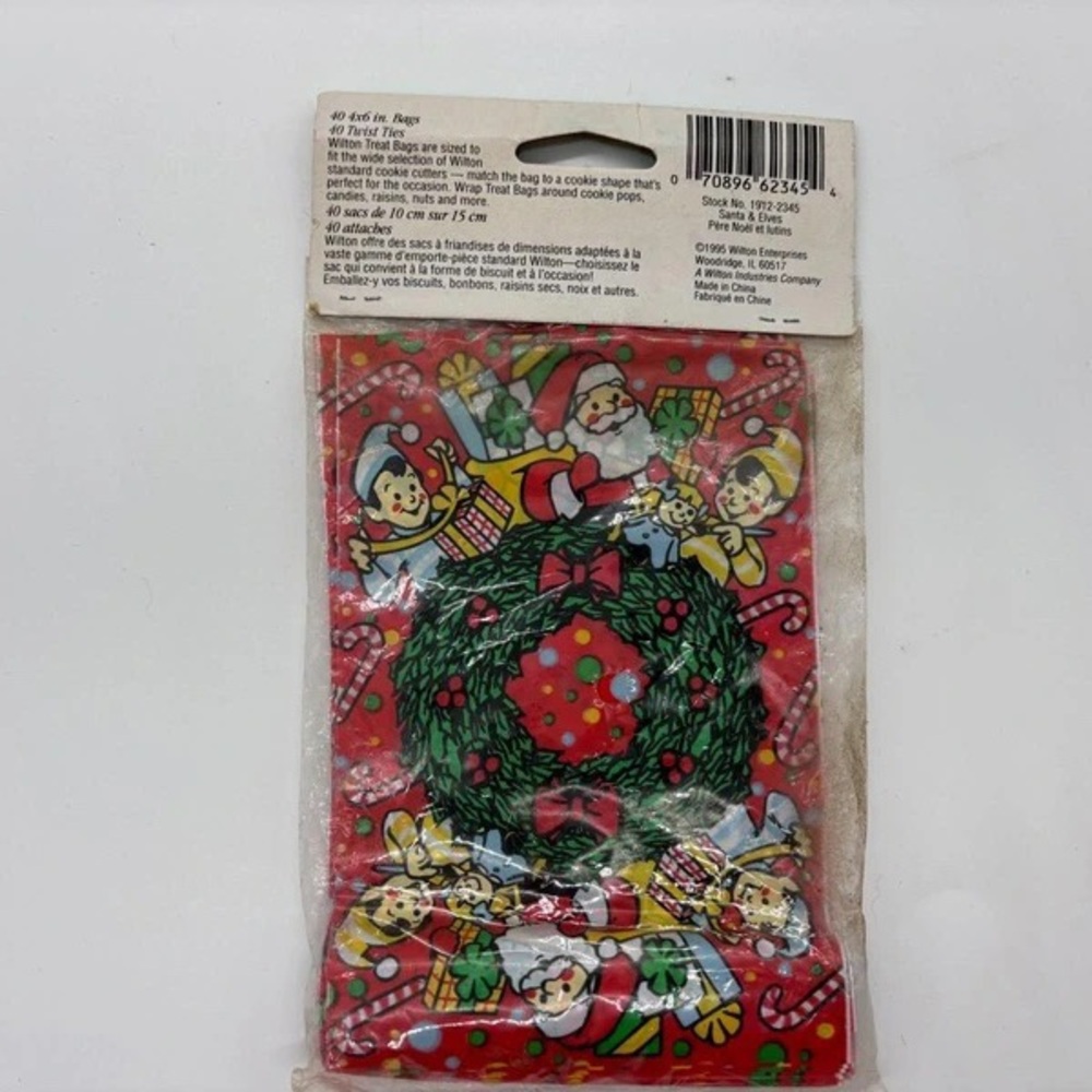 Wilton Red Christmas Wreath Treat Bags